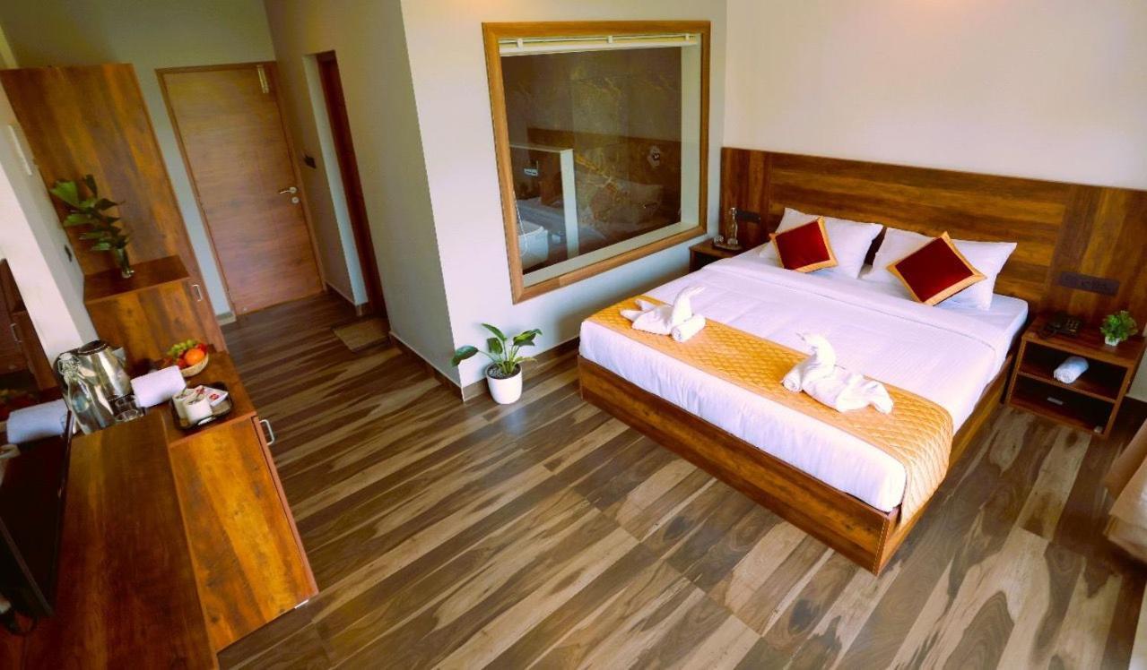 Velvet Revive Munnar Hotel Exterior foto